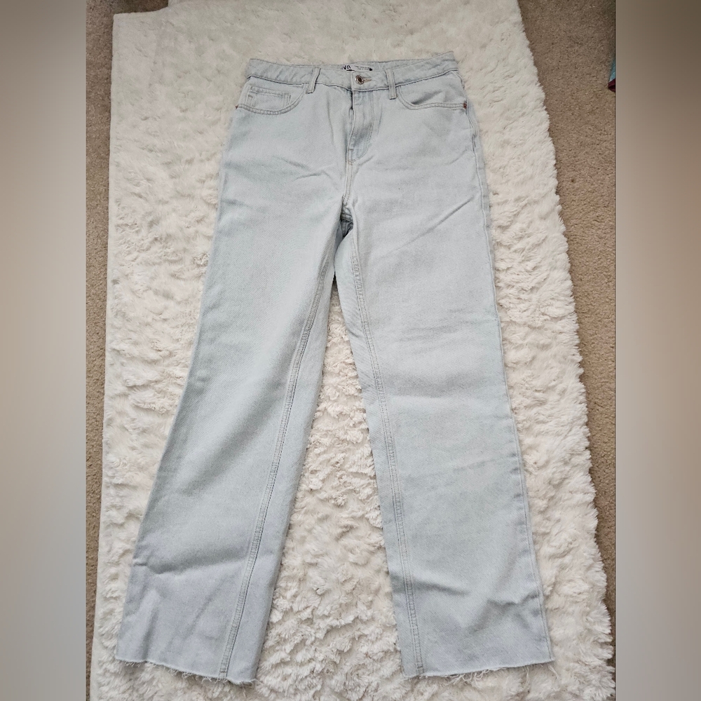 Zara Gray Straight Leg Jeans